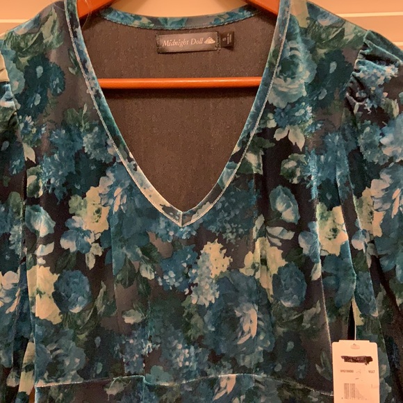 Midnight Doll Velvet Dress in Green Multi - Picture 2 of 14